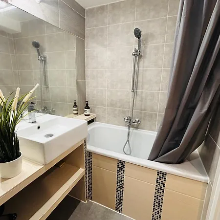 Apartment Cozy Loft Near The Marais District *