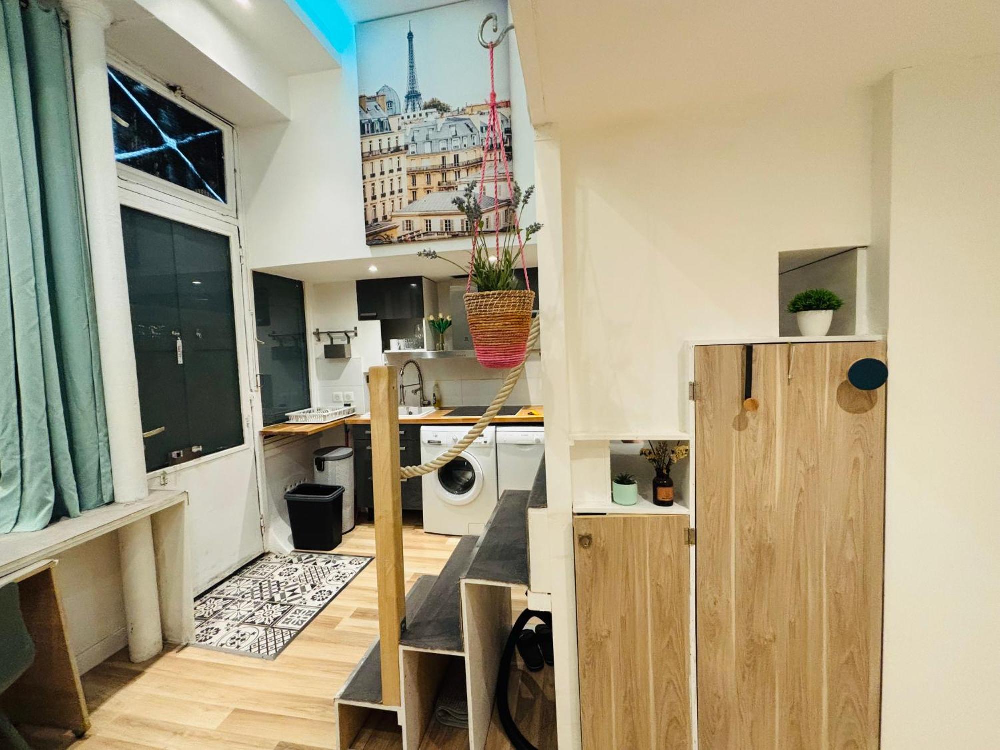 Cozy Loft Near The Marais District Paris