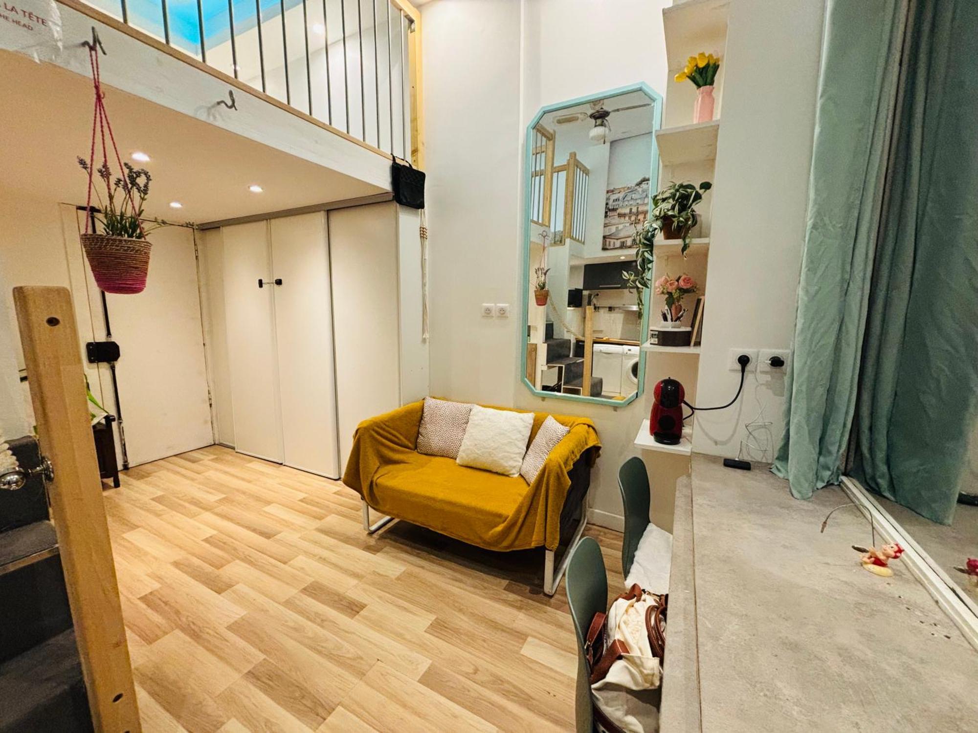Cozy Loft Near The Marais District Apartment